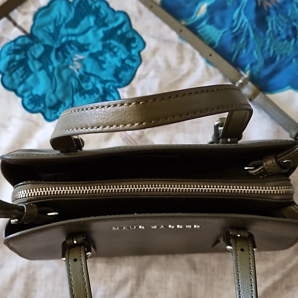 Marc Jacobs Little Big Shot Top Handle Satchel in Medium Green - Picture 3 of 12